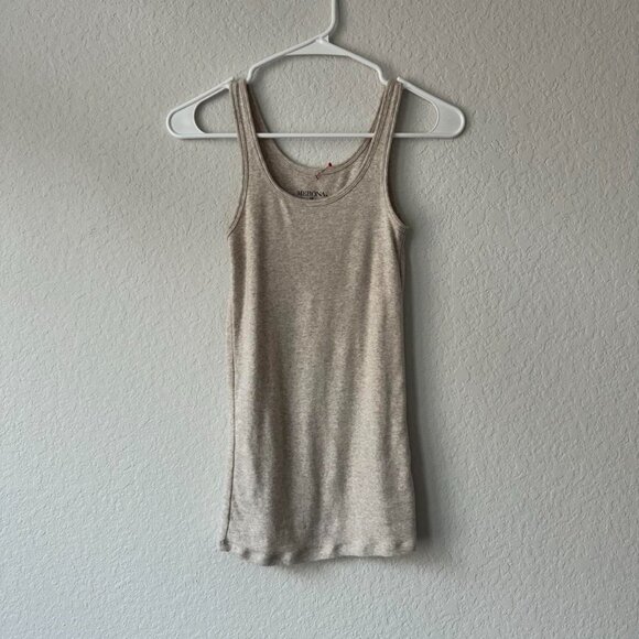 Beige/Light Gray fitted basic tank top☁️🦪 - Picture 2 of 6